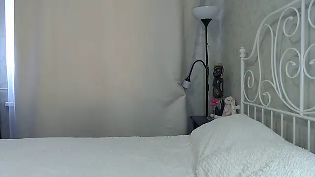 ShyEvaa online show from 19, 1, 2025