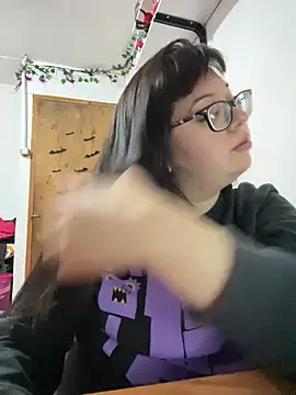 Snapshot of indiegirl666 chatting on 5, 1, 2025 indiegirl666 online show from 5, 1, 2025