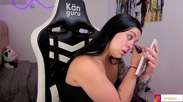 Victoryyy  online show from 15, 12, 2025