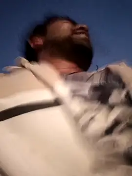 Snapshot of MeFeellove chatting on 8, 10, 2025 MeFeellove online show from 8, 10, 2025