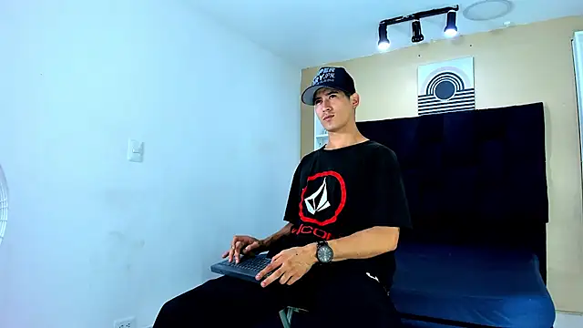 Jhonn Rhyss online show from 27, 12, 2024