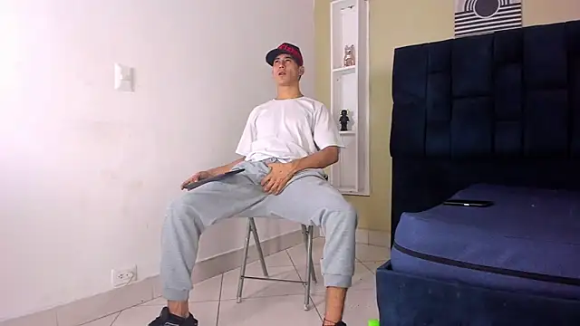 Jhonn Rhyss online show from 28, 1, 2025