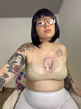 Snapshot of sophia_goth chatting on 19, 11, 2025 sophia goth online show from 19, 11, 2025