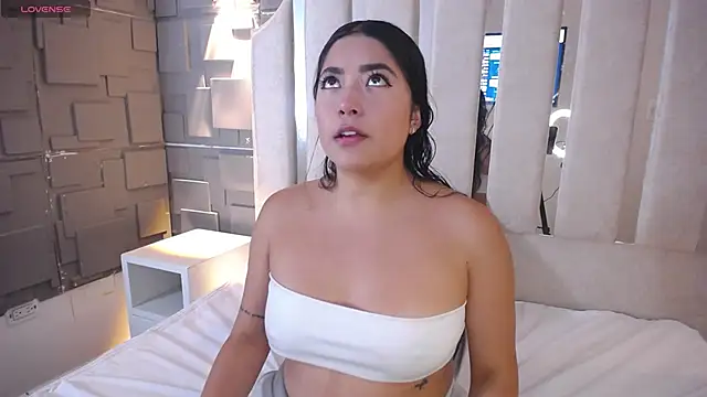 Susy thomson online show from 16, 4, 2026