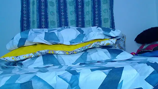 Snapshot of cristinapuerta- chatting on 18, 12, 2025 cristinapuerta- online show from 18, 12, 2025