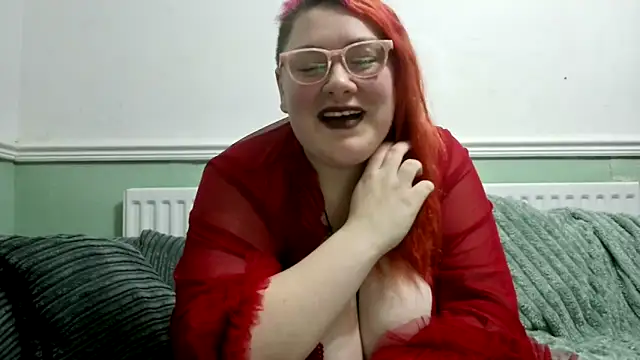 Snapshot of Bustycurves chatting on 19, 12, 2024 Bustycurves online show from 19, 12, 2024