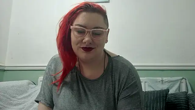 Snapshot of Bustycurves chatting on 11, 2, 2025 Bustycurves online show from 11, 2, 2025