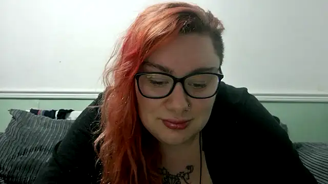 Snapshot of Bustycurves chatting on 26, 2, 2025 Bustycurves online show from 26, 2, 2025