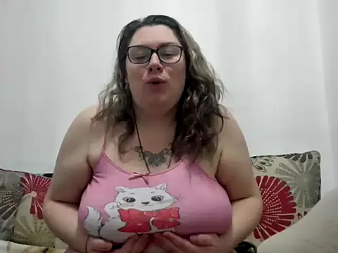 Bustycurves online show from 9, 1, 2026