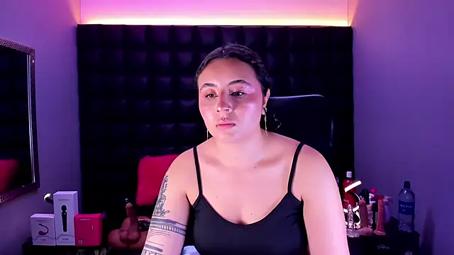 Snapshot of celeste_blue69 chatting on 18, 7, 2026 celeste blue69 online show from 18, 7, 2026