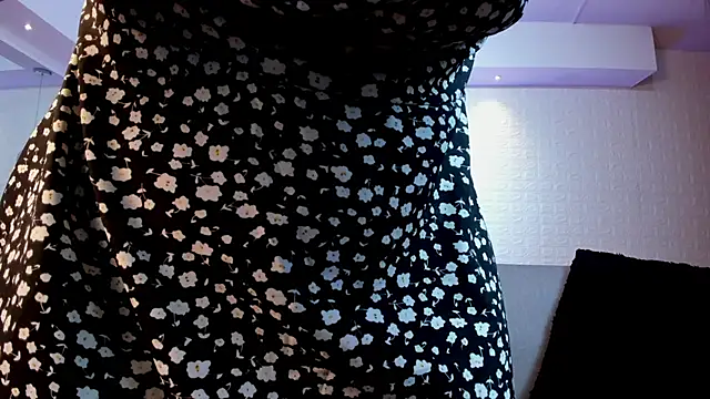 violet scott online show from 19, 9, 2025