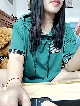 cream1299 online show from 20, 2, 2025