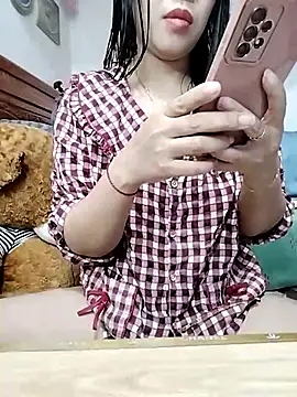 cream1299 online show from 21, 2, 2025