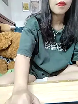 Snapshot of cream1299 chatting on 12, 1, 2026 cream1299 online show from 12, 1, 2026