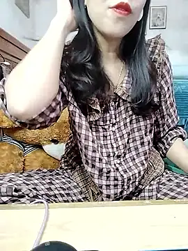 Snapshot of cream1299 chatting on 14, 1, 2026 cream1299 online show from 14, 1, 2026