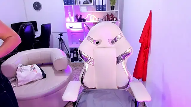 Snapshot of katya_nt chatting on 12, 9, 2025 katya nt online show from 12, 9, 2025