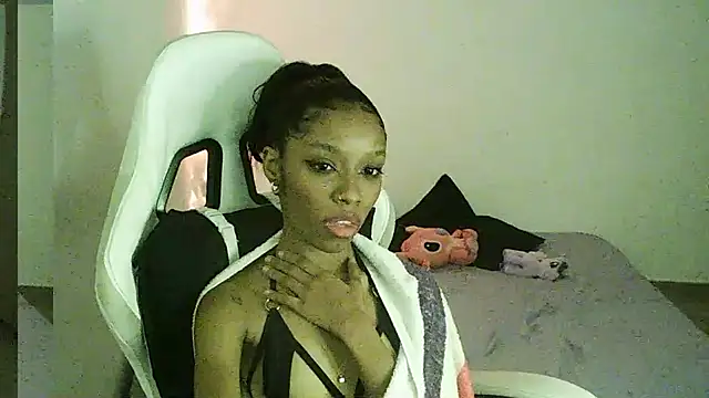 Snapshot of Crystal_florez24 chatting on 22, 9, 2025 Crystal florez24 online show from 22, 9, 2025