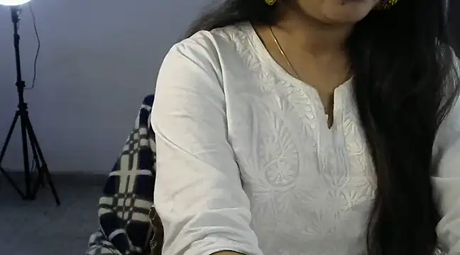 Hazel Doll9 online show from 3, 3, 2025