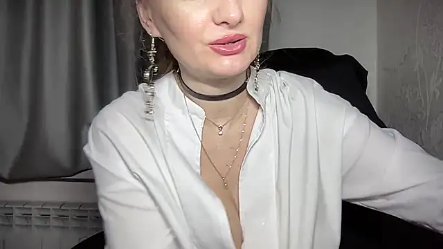 Viola sweet online show from 6, 2, 2025