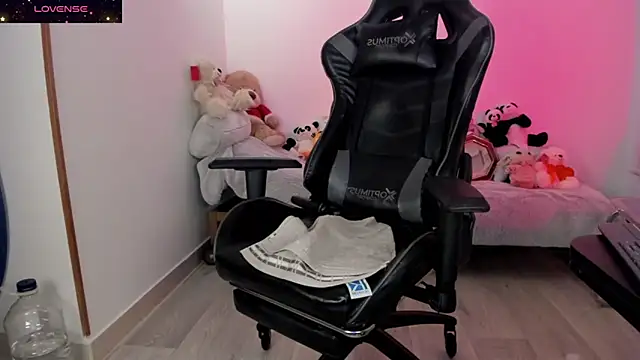 Biancastrongg online show from 20, 2, 2026