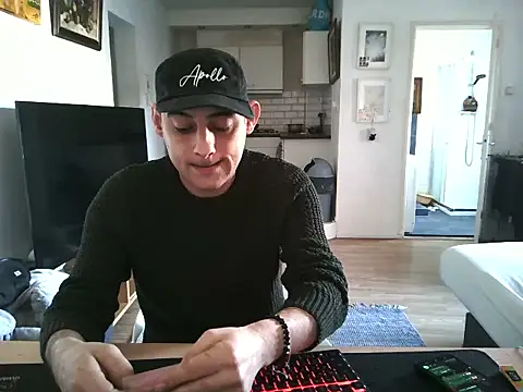 mihaimichael online show from 7, 4, 2026