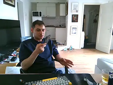 Snapshot of mihaimichael chatting on 28, 6, 2026 mihaimichael online show from 28, 6, 2026