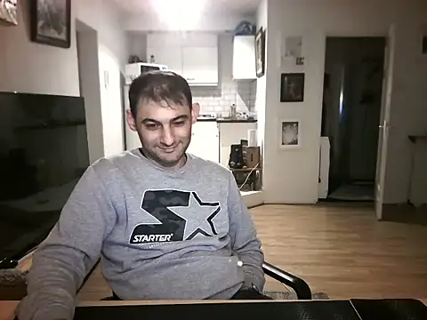 Snapshot of mihaimichael chatting on 20, 7, 2026 mihaimichael online show from 20, 7, 2026