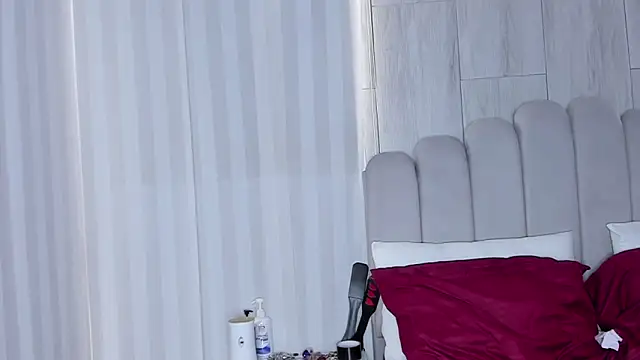 mileyerikson online show from 4, 10, 2025