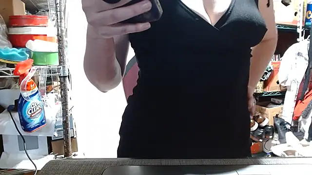 AstridFalk23 online show from 3, 12, 2025