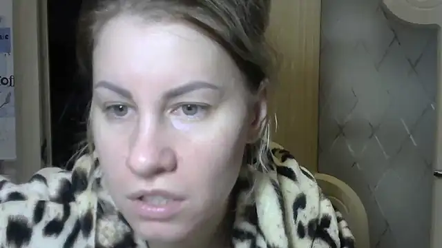 TherestlessKitty online show from 15, 2, 2025