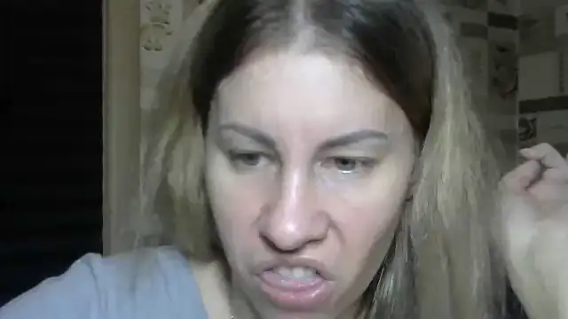 TherestlessKitty online show from 1, 10, 2025