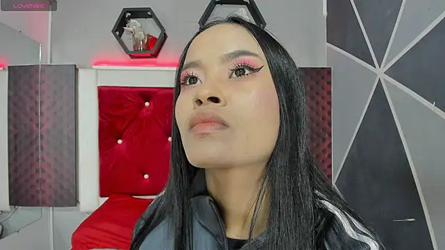 Karoll014 online show from 1, 3, 2025