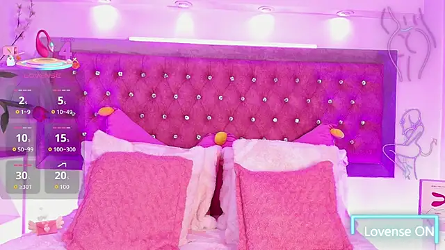 Snapshot of Tayzon_Foxxx chatting on 20, 10, 2025 Tayzon Foxxx online show from 20, 10, 2025