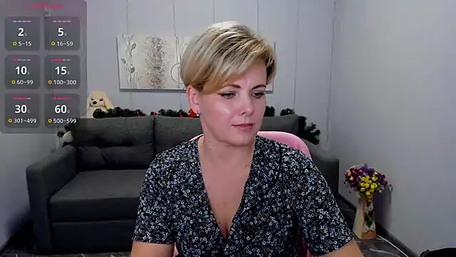 Snapshot of Julia_Wilsone chatting on 8, 1, 2025 Julia Wilsone online show from 8, 1, 2025