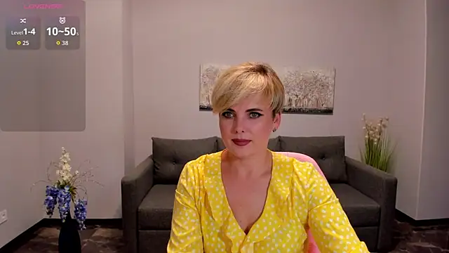 Snapshot of Julia_Wilsone chatting on 17, 9, 2025 Julia Wilsone online show from 17, 9, 2025