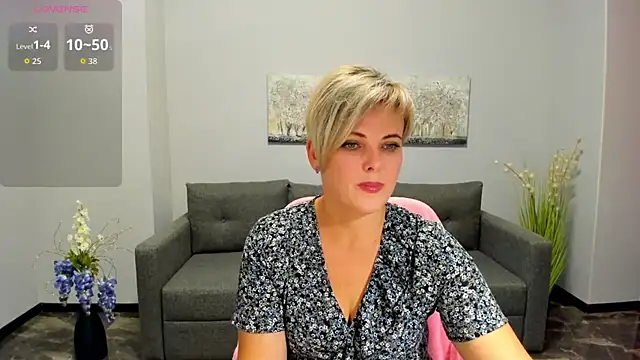 Snapshot of Julia_Wilsone chatting on 26, 9, 2025 Julia Wilsone online show from 26, 9, 2025