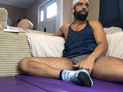 Snapshot of DirtyDrizzy chatting on 3, 3, 2026 DirtyDrizzy online show from 3, 3, 2026