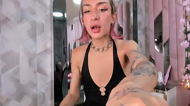 MadisonWood01 online show from 20, 2, 2025