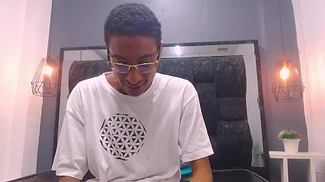 Jose Smoke online show from 4, 3, 2025