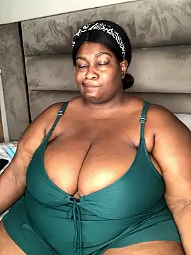 bustytitsxxx online show from 4, 12, 2024