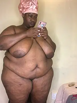 Snapshot of bustytitsxxx chatting on 25, 6, 2026 bustytitsxxx online show from 25, 6, 2026