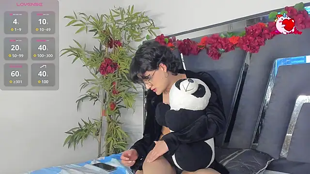 Black Rose2 online show from 19, 3, 2025