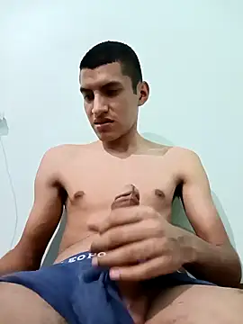 Snapshot of Rogersmit2 chatting on 13, 2, 2025 Rogersmit2 online show from 13, 2, 2025