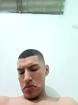 Snapshot of Rogersmit2 chatting on 1, 11, 2025 Rogersmit2 online show from 1, 11, 2025