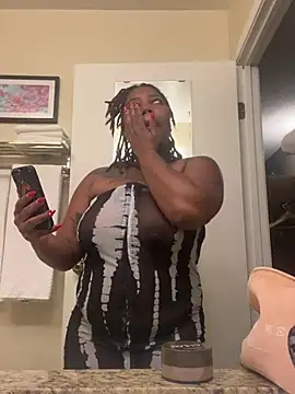 Snapshot of Goddess_Nafeesha chatting on 28, 7, 2026 Goddess Nafeesha online show from 28, 7, 2026