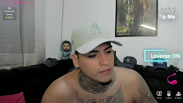 Snapshot of mad_maxxx2 chatting on 11, 11, 2025 mad maxxx2 online show from 11, 11, 2025