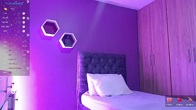 Medelynevans1 online show from 15, 1, 2025