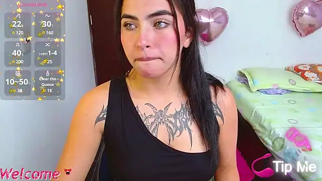 Snapshot of _luna_torres chatting on 7, 12, 2024  luna torres online show from 7, 12, 2024