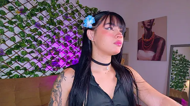 Snapshot of melody_cute10 chatting on 3, 3, 2026 melody cute10 online show from 3, 3, 2026