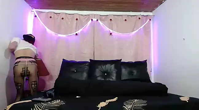 Snapshot of Red_Hinata_ chatting on 28, 1, 2025 Red Hinata  online show from 28, 1, 2025